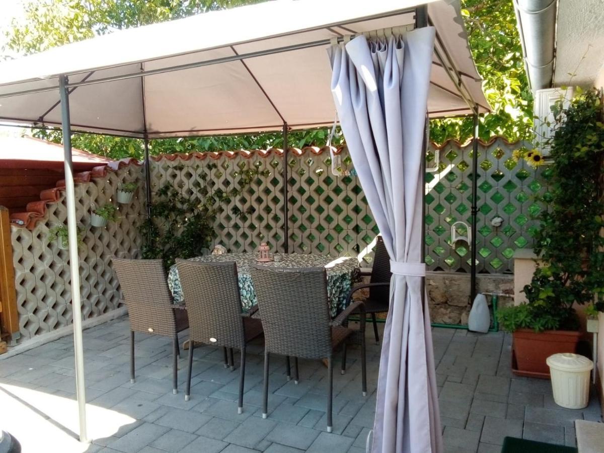 Apartments Rina Rovinj Exterior photo