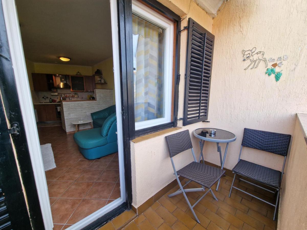 Apartments Rina Rovinj Exterior photo