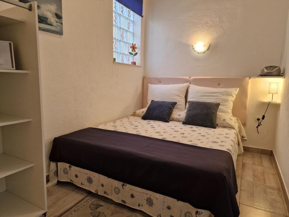 Apartments Rina Rovinj Exterior photo