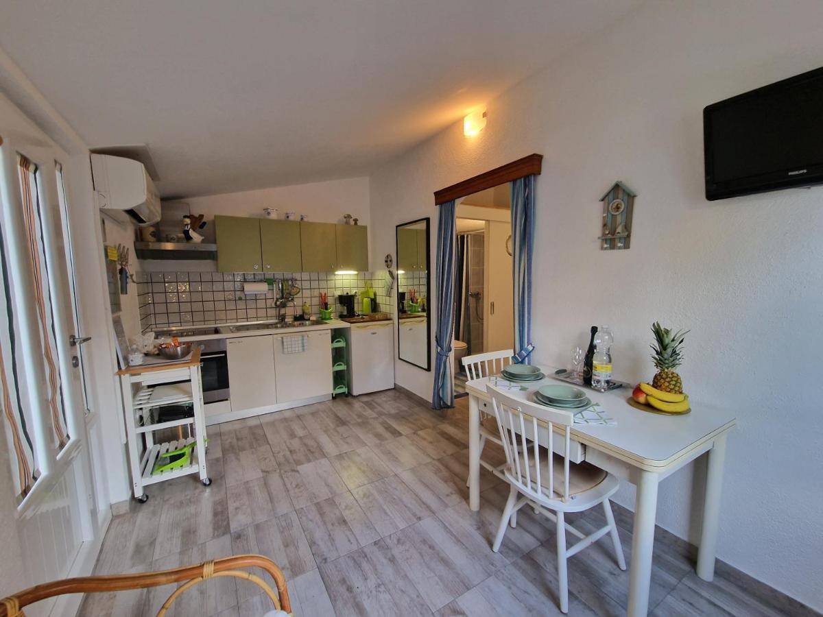 Apartments Rina Rovinj Exterior photo